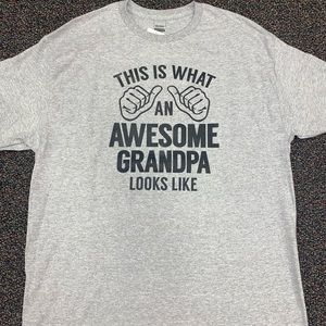 This is what an awesome Grandpa looks like t-shirt